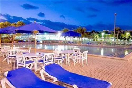International Palms Resort 006